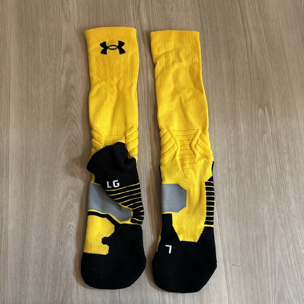 Under Armour Yellow Black Tall Crew Socks LG